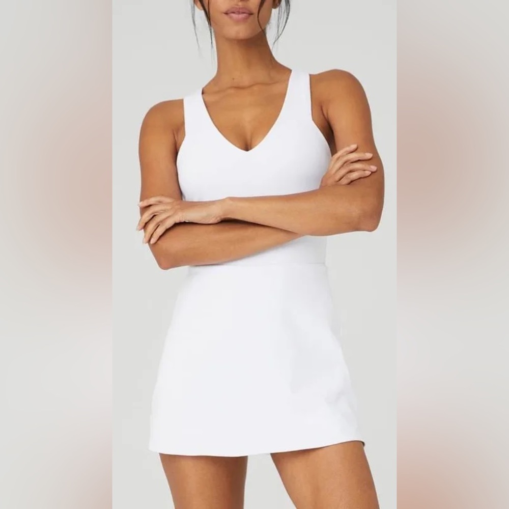 EUC Alo Airbrush Real Dress